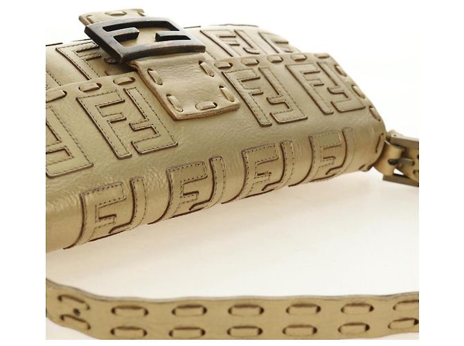 FENDI Zucca Canvas Mamma Baguette Schultertasche aus Leder Gold Auth 189267SAM - Ansicht 14