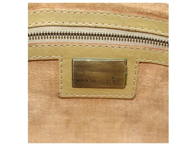 FENDI Zucca Canvas Mamma Baguette Schultertasche aus Leder Gold Auth 189267SAM - Ansicht 24