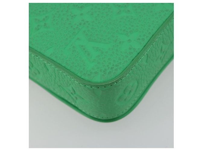 LOUIS VUITTON Lock Vertical Wearable Wallet M81525 Auth ka4987A Verde - vista 17
