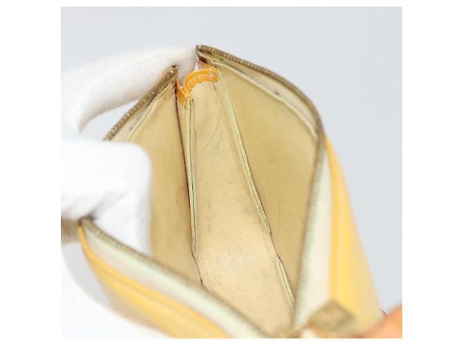 LOUIS VUITTON Monogram Vernis Lexington Pouch Lime Yellow M91058 LV Auth 189688 Dourado - vista 20