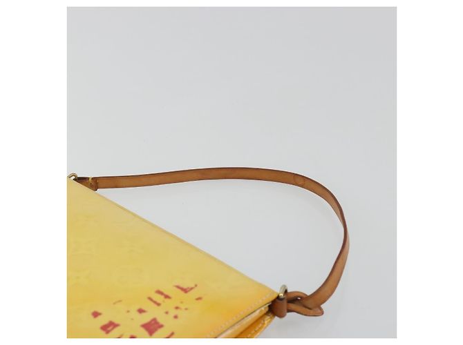 LOUIS VUITTON Monogram Vernis Lexington Pouch Lime Yellow M91058 LV Auth 189688 Dourado - vista 8