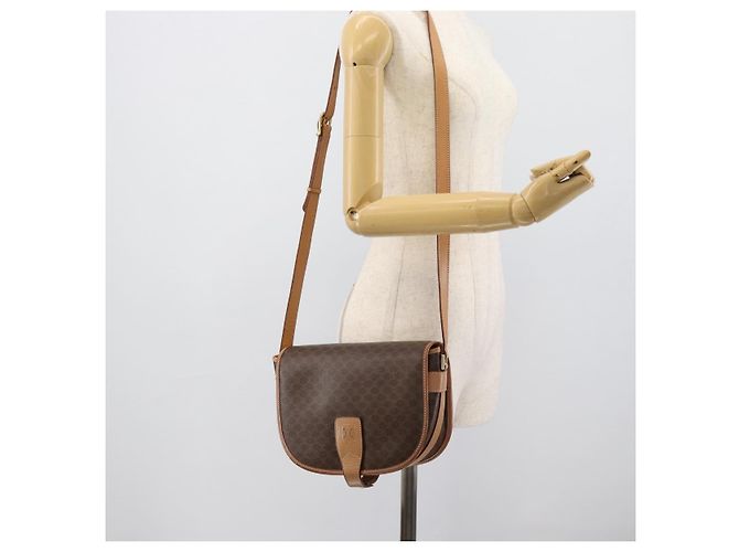 Céline Borsa a tracolla CELINE Macadam Canvas PVC Pelle Marrone Oro Auth ka5079 D'oro - vista 23