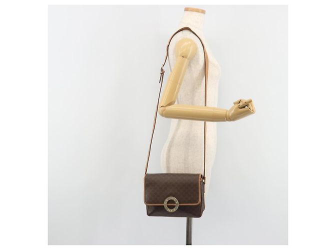 Céline Borsa a tracolla circolare CELINE Macadam Canvas PVC Pelle Marrone Oro Auth 189595 D'oro - vista 22