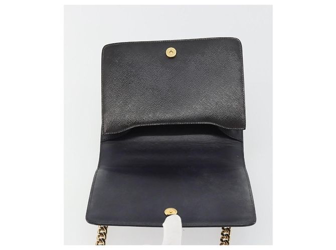 Borsa a Spalla con Catena PRADA in Pelle Saffiano Nera e Oro Auth 189622A Nero D'oro - vista 19