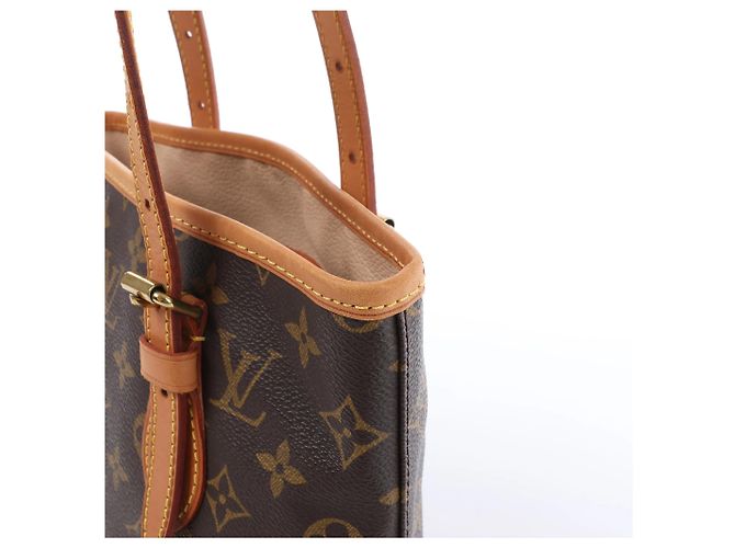 Borsa a tracolla Louis Vuitton Bucket PM Monogram Canvas Marrone M42238 Beige - vista 4
