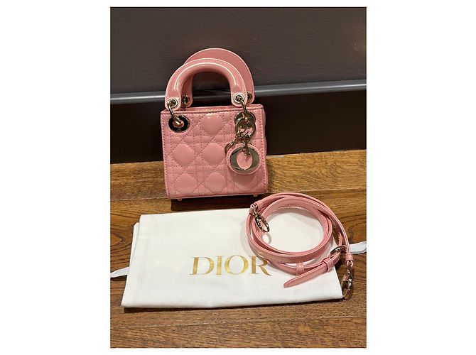Dior Micro Borsa Lady Dior in Vernice Rosa - vista 7