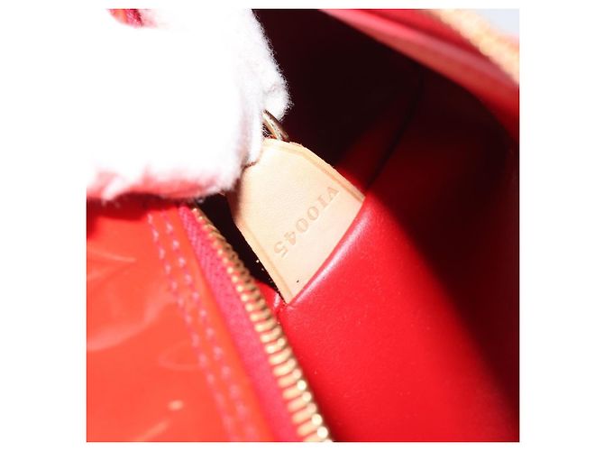 Louis Vuitton Bedford Monogram Vernis PM Rosso - vista 7