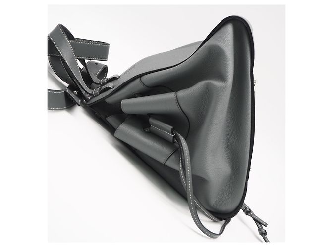 Borsa a mano Hammock in pelle di vitello Soft Grain Loewe Marrone - vista 11