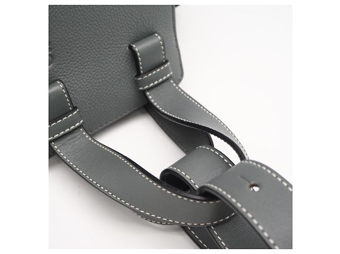 Borsa a mano Hammock in pelle di vitello Soft Grain Loewe Marrone - vista 7