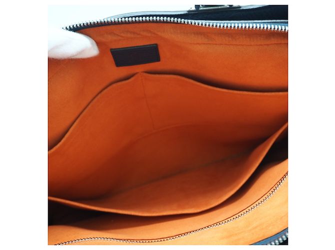 Valigetta Louis Vuitton Taurillon Armand Blu navy - vista 14