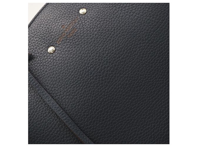 Valigetta Louis Vuitton Taurillon Armand Blu navy - vista 4