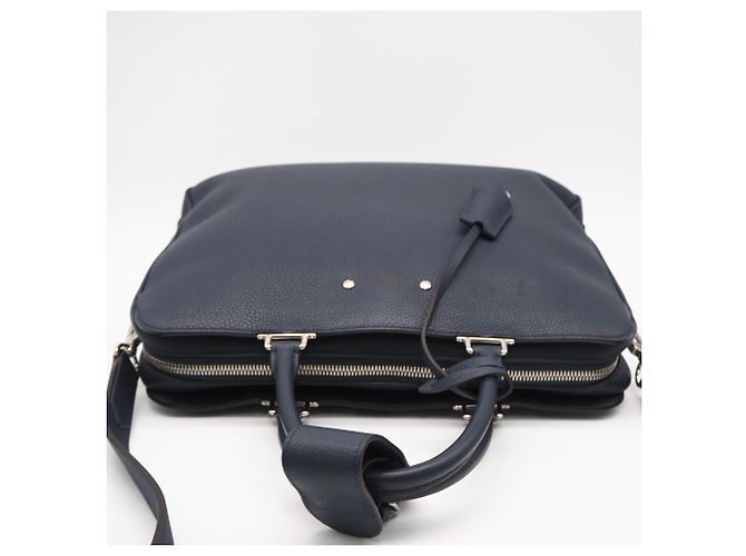 Valigetta Louis Vuitton Taurillon Armand Blu navy - vista 5