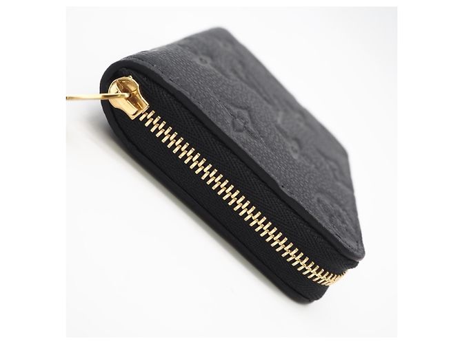 Monedero Zippy Monogram Empreinte Louis Vuitton Negro - vista 7