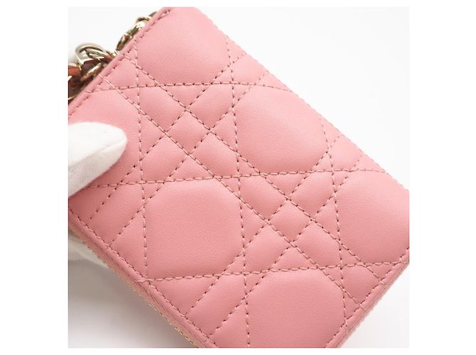 Christian Dior Cannage Lammfell-Münzbeutel Pink - Ansicht 4