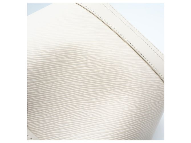 Bolso de Hombro Louis Vuitton Epi Noe BB Quartz Crudo - vista 3