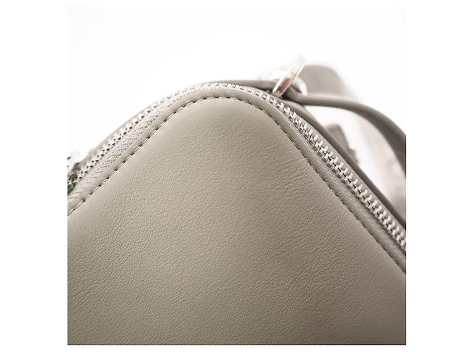 Borsa a tracolla in raso e pelle di vitello Anagram Loewe Marrone - vista 11