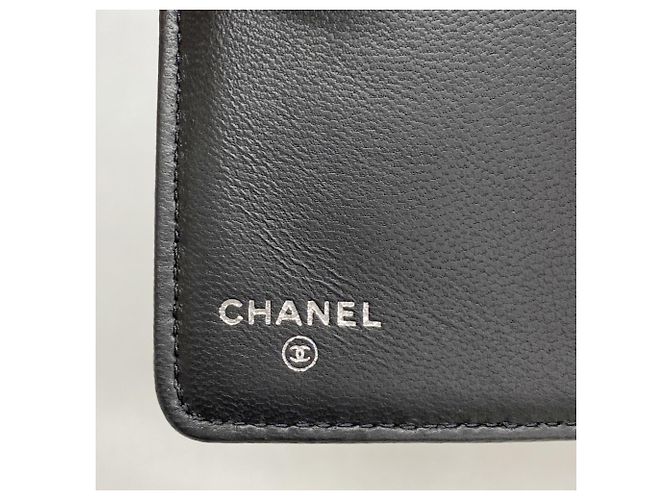 Chanel Boy Lammleder-Geldbörse in Schwarz - Ansicht 4