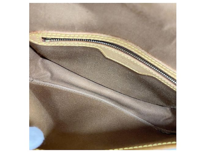 Borsa a tracolla Louis Vuitton Monogram Gibeciere PM Marrone - vista 4