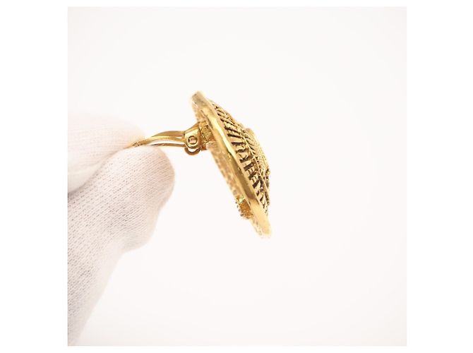 Orecchini clip Chanel Coco Mark Vintage D'oro - vista 7