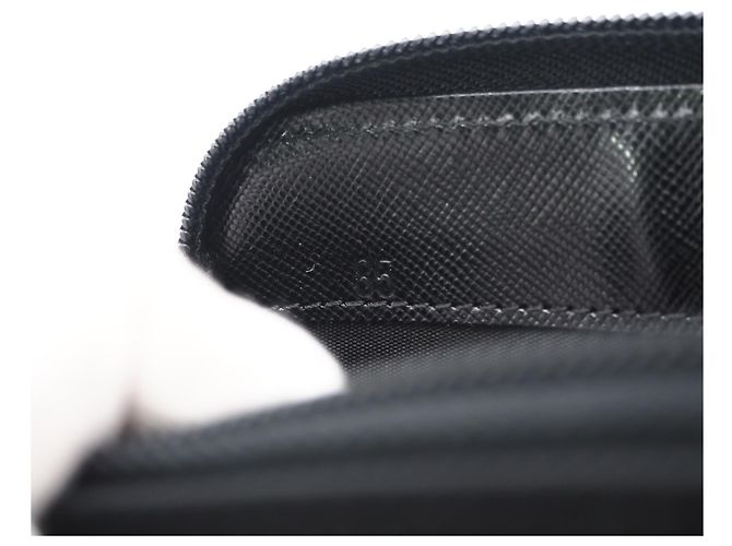 Cartera larga de nylon Saffiano negro de Prada - vista 13