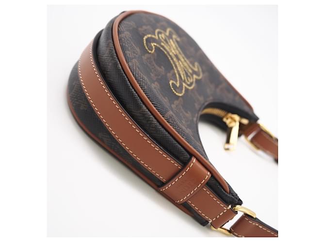 Céline Borsa a spalla CELINE Triomphe Mini Ava Marrone Beige - vista 8