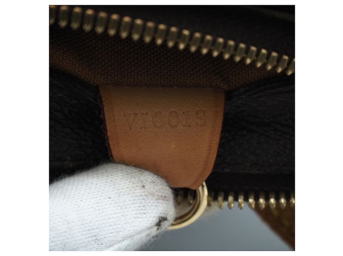 Borsa Cabas Piano Monogram Louis Vuitton Marrone - vista 19