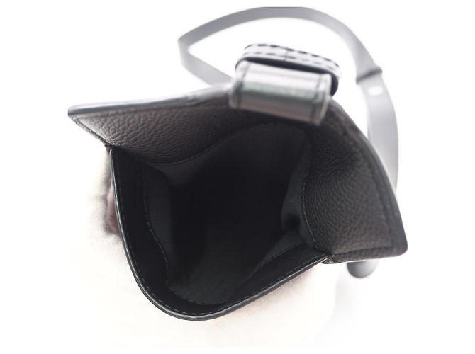 Borsa a tracolla verticale in pelle di vitello Soft Grain Loewe con tasca a T Nero - vista 13