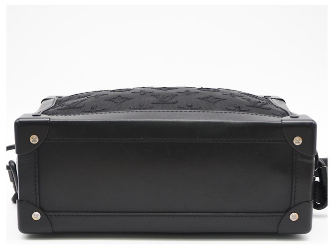 Borsa a tracolla Louis Vuitton See-through Soft Trunk Nero - vista 7