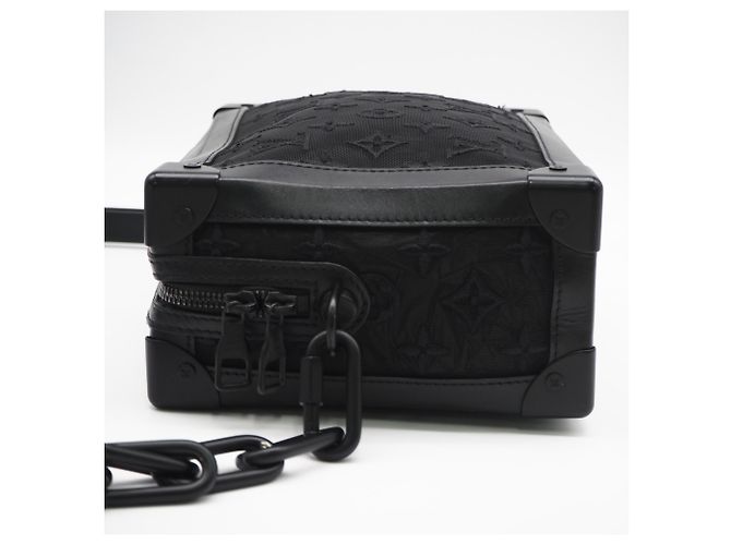 Borsa a tracolla Louis Vuitton See-through Soft Trunk Nero - vista 9