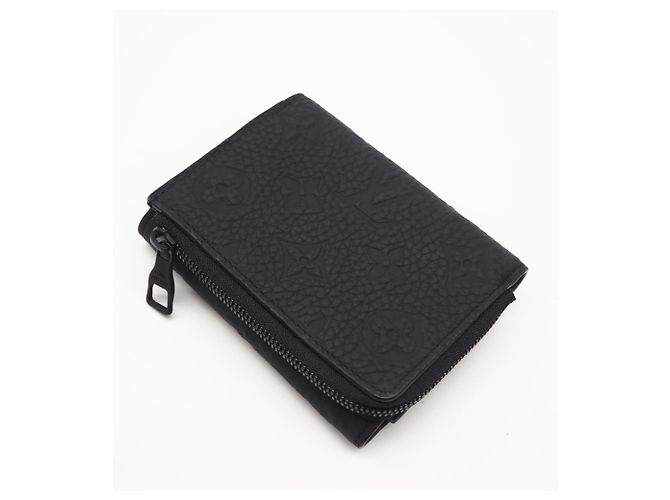Louis Vuitton Taurillon Portefeuille Pilot Wallet Nero - vista 2