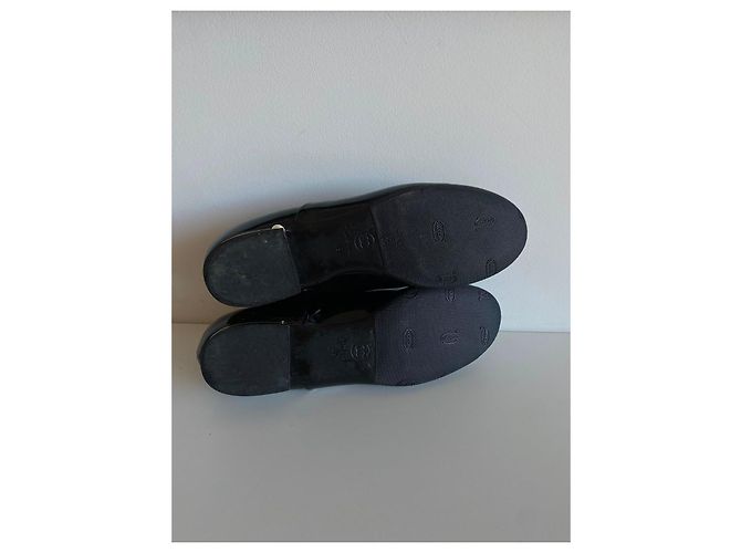 Scarpe Derby Chanel in Pelle Verniciata Nero - vista 7