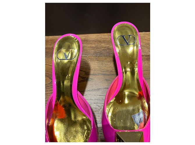 Valentino Garavani Mule Onestud in vernice rosa - vista 11