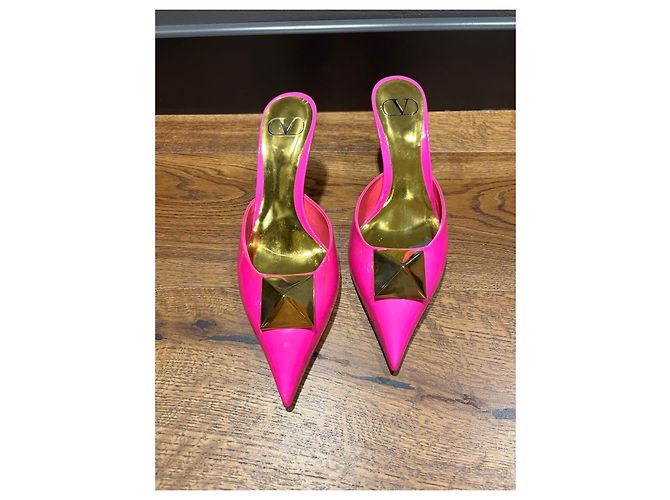 Valentino Garavani Mule Onestud in vernice rosa - vista 8