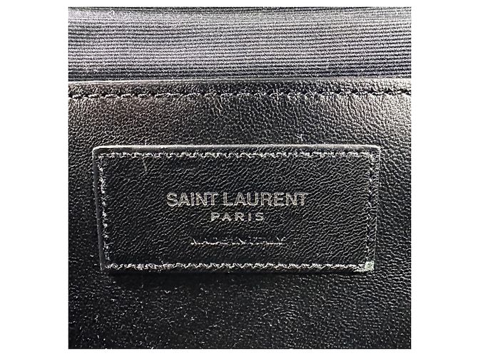 Borsa a tracolla in pelle Yves Saint Laurent Classic Small Satchel Nero - vista 14