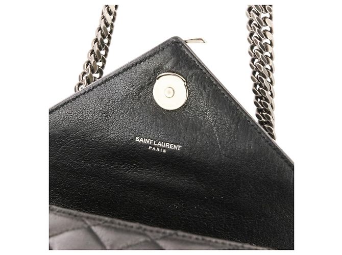 Borsa a tracolla in pelle Yves Saint Laurent Classic Small Satchel Nero - vista 9