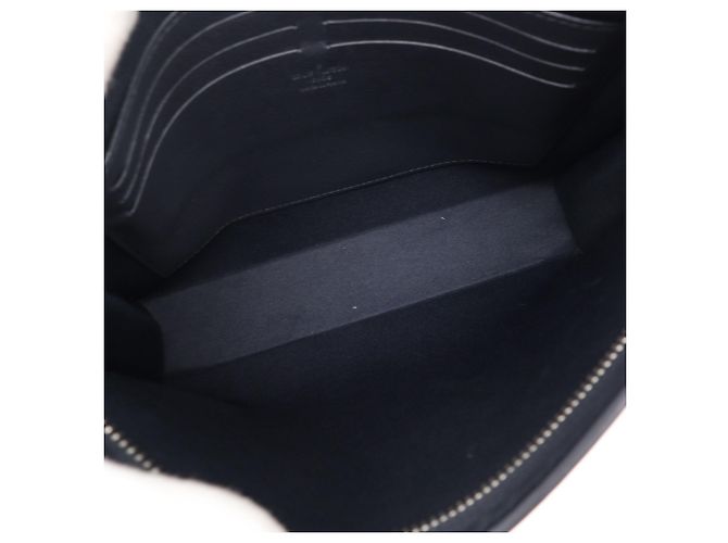 Clutch Louis Vuitton Monogram Savannah Pochette Voyage Nero Bianco Blu navy - vista 14