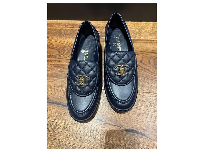 Chanel Mocassini in pelle trapuntata blu navy Blu scuro - vista 7