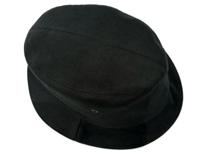 Louis Vuitton Reversible Distorted Damier Bucket Hat Schwarz Weiß - Ansicht 4