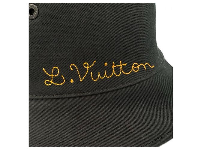 Louis Vuitton Reversible Distorted Damier Bucket Hat Schwarz Weiß - Ansicht 5
