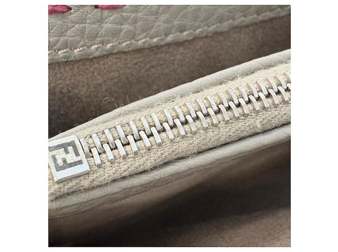 FENDI Selleria Peekaboo Langgeldbörse mit Handnähten Braun Pink - Ansicht 12