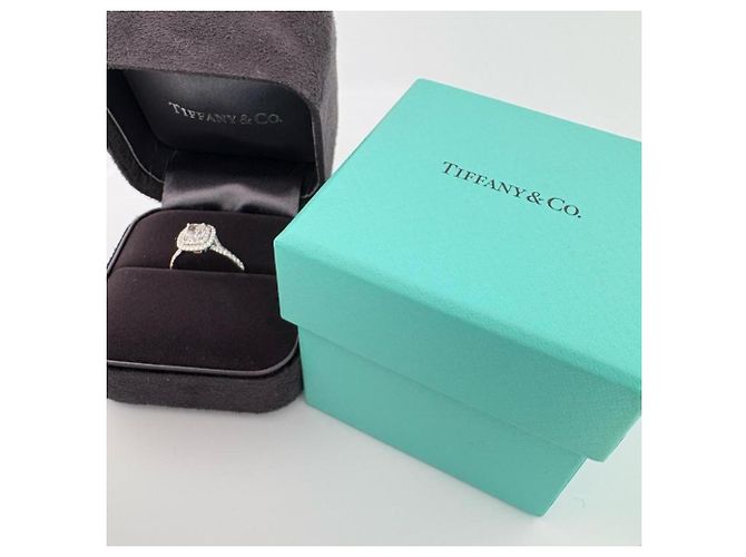 Tiffany & Co. Soleste Diamantring im Cushion-Schliff in Platin 950 - Ansicht 10