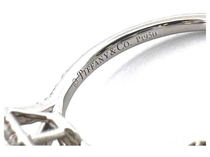 Tiffany & Co. Soleste Diamantring im Cushion-Schliff in Platin 950 - Ansicht 8