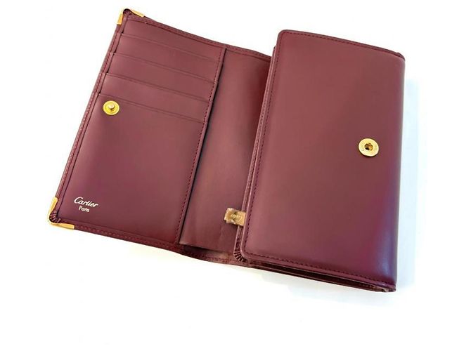 Cartera bi-fold Cartier Must en Bordeaux Burdeos - vista 3