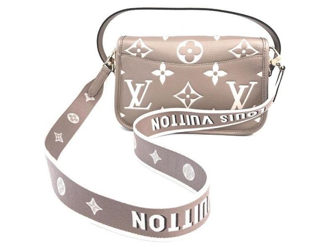 Borsa a Spalla Louis Vuitton Diane Bicolor Empreinte Beige Grigio Crudo - vista 3