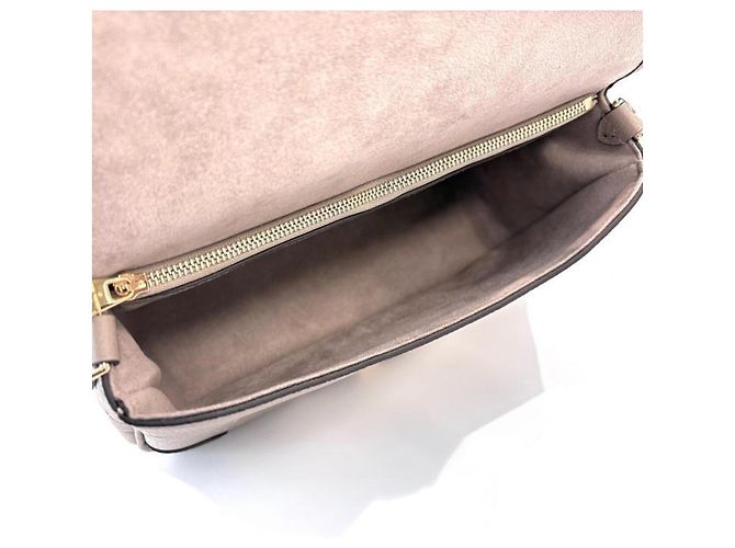 Borsa a Spalla Louis Vuitton Diane Bicolor Empreinte Beige Grigio Crudo - vista 5