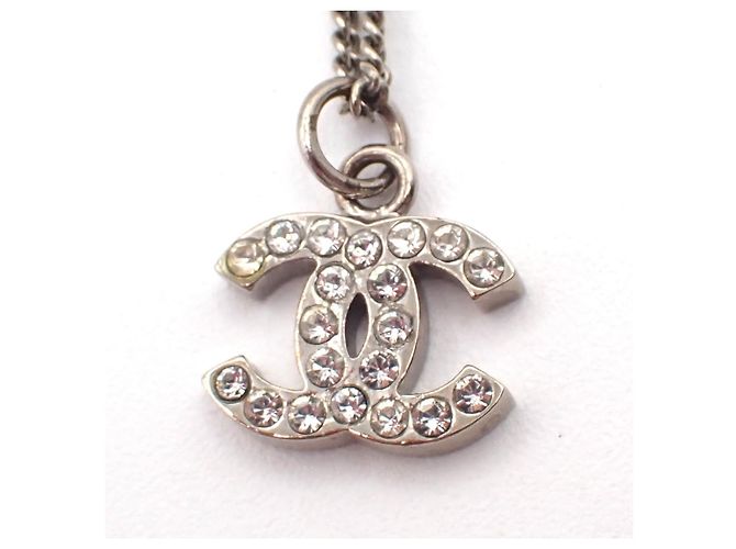 Pendente con catena Chanel Vintage CC Logo argentato Argento - vista 2