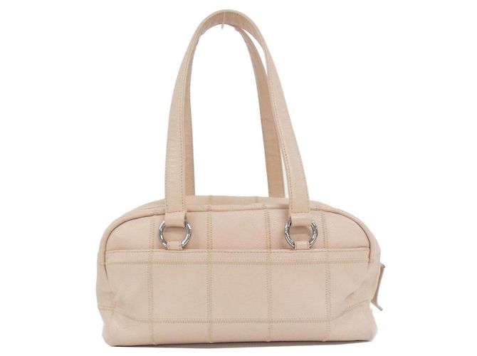 Borsa a tracolla Chanel in pelle di vitello granulata rosa chiaro - vista 2