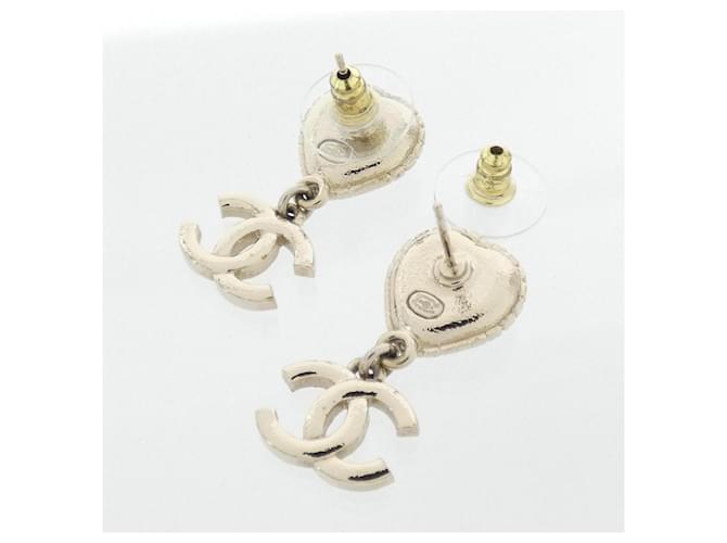Orecchini a lobo Chanel ABD931 Bianco D'oro - vista 3