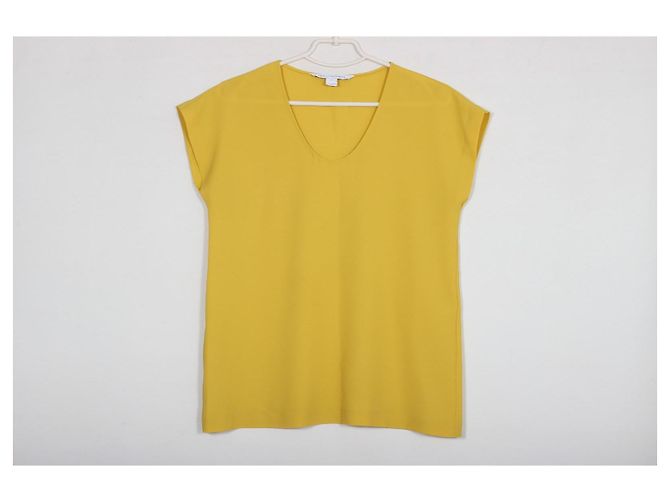 Diane von Furstenberg Top crepé amarillo cuello V - vista 10