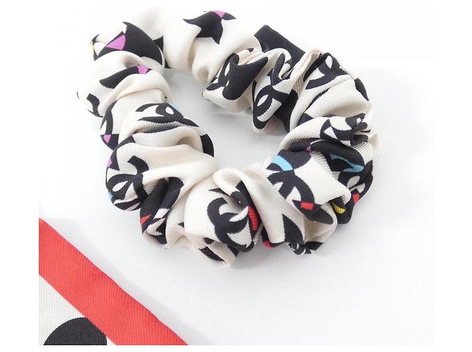 Chanel Seiden-Scrunchie Schwarz Rot Roh - Ansicht 3